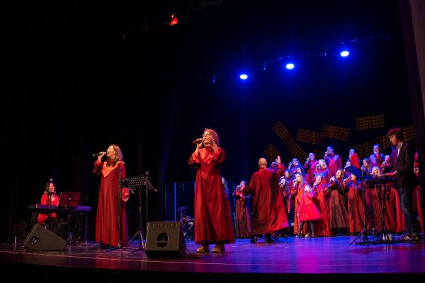 chor-gospel-foto-206D20ED92-3848-41CA-55DD-892B995DDBDF.jpg